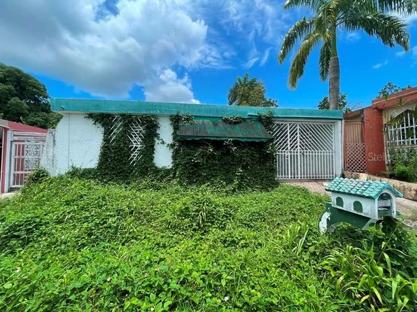 T 748 Maria St, Canovanas, PR 00729