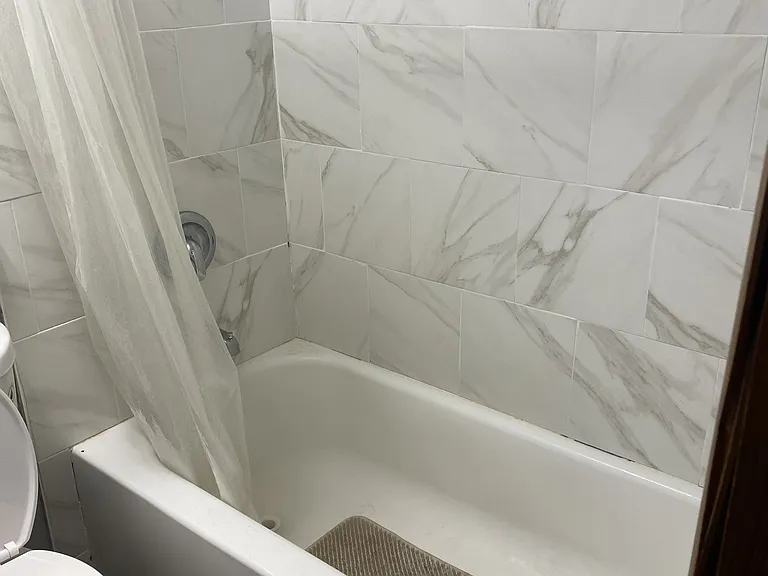 16 E Main St #1B — Photo 3