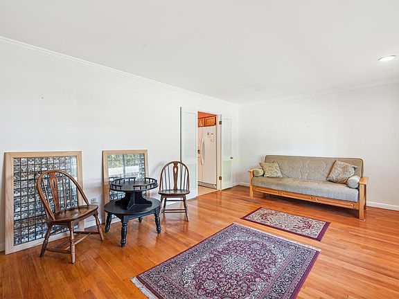 3rd image of 2334 Waukon Dr
