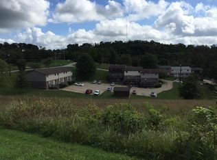 36 Dutch Hills Ter APT 122, Parkersburg, WV 26104