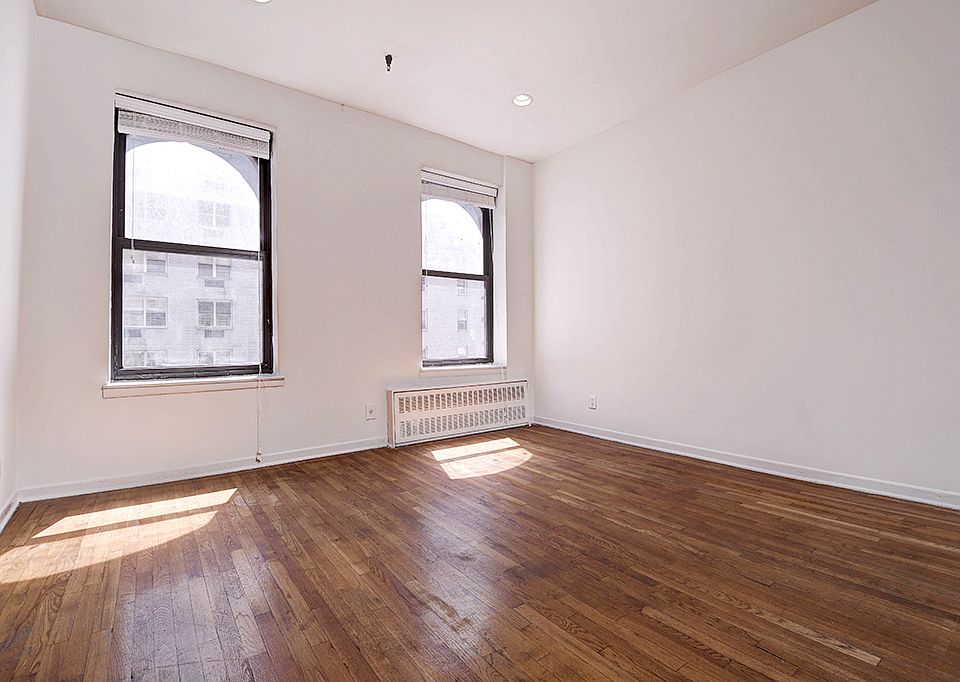 1st image of 131 E 83rd St #5B1
