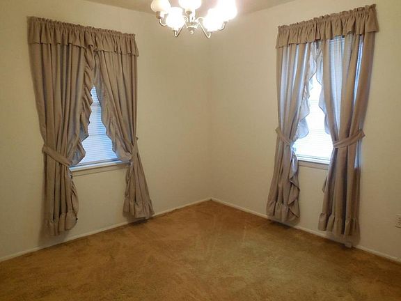 5th image of 106 Frederick St