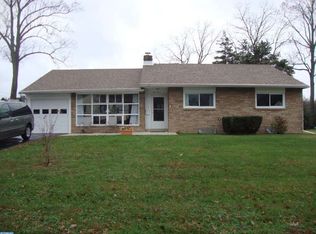 2101 Springhouse Rd, Broomall, PA 19008