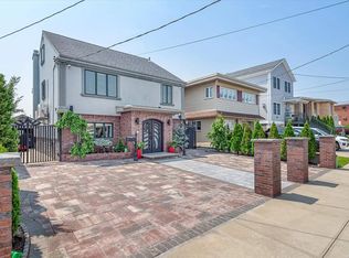 16326 95th St, Howard Beach, NY 11414