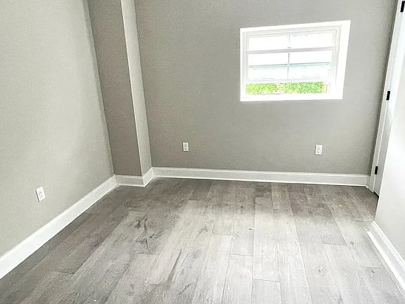3rd image of 344 Conarroe St #6