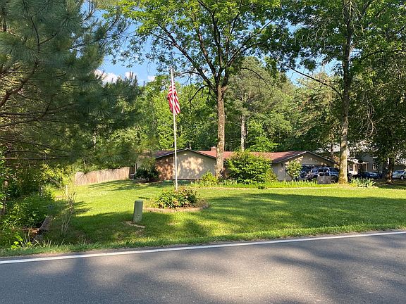 3rd image of 5917 Grandale Dr