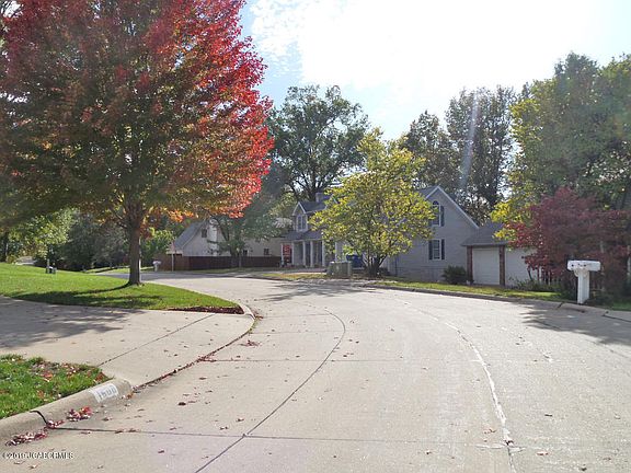 3rd image of 1609 Paddlewheel Cir