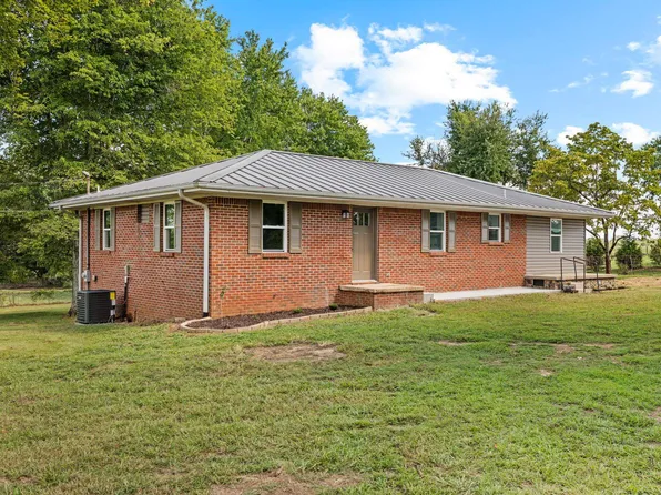 1232 County Road 53, Rogersville, AL 35652