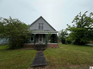 1244 N 12th St, Paducah, KY 42001