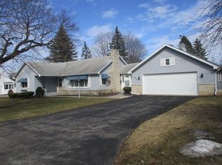 438 Green St, Seymour, WI 54165