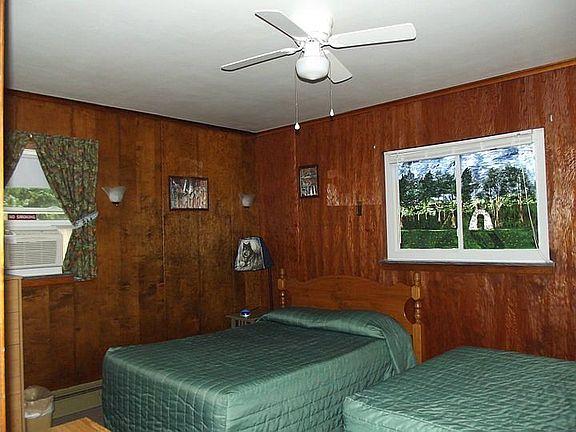2nd image of 80 Greeves St