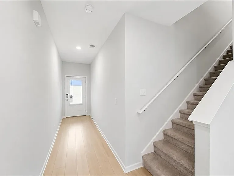 4526 Fillmore Trl — Photo 3
