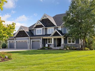 3887 Paradise Cv N, Stillwater, MN 55082