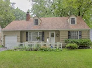 4132 W 73rd St, Prairie Village, KS 66208