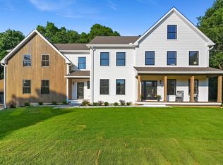 65 Glen Ridge Rd, Fairfield, CT 06825