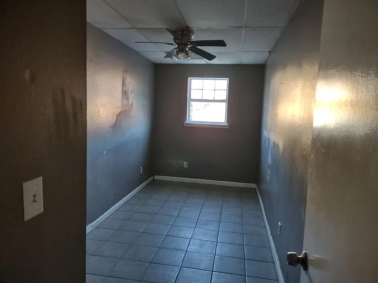 505 Oak St — Photo 19