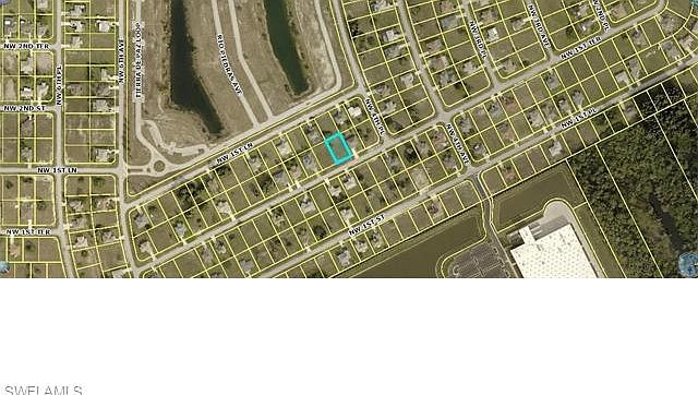 1st image of 423 NW 1st Ter
