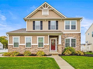 3816 Pinnacle Ct, Willoughby, OH 44094