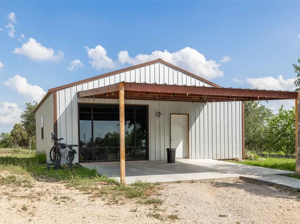 1502 Avenue B, Santa Anna, TX 76878