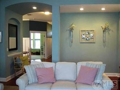 5th image of 2461 Lantana Ln #29