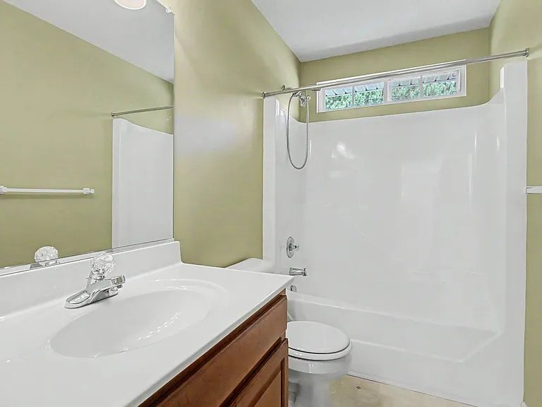 354 Canaan Cir — Photo 12