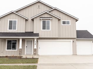 5126 E Sylvan Hart Dr, Nampa, ID 83687