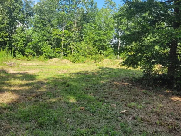 179 Laurel Cliff Rd, Clarkrange, TN 38553