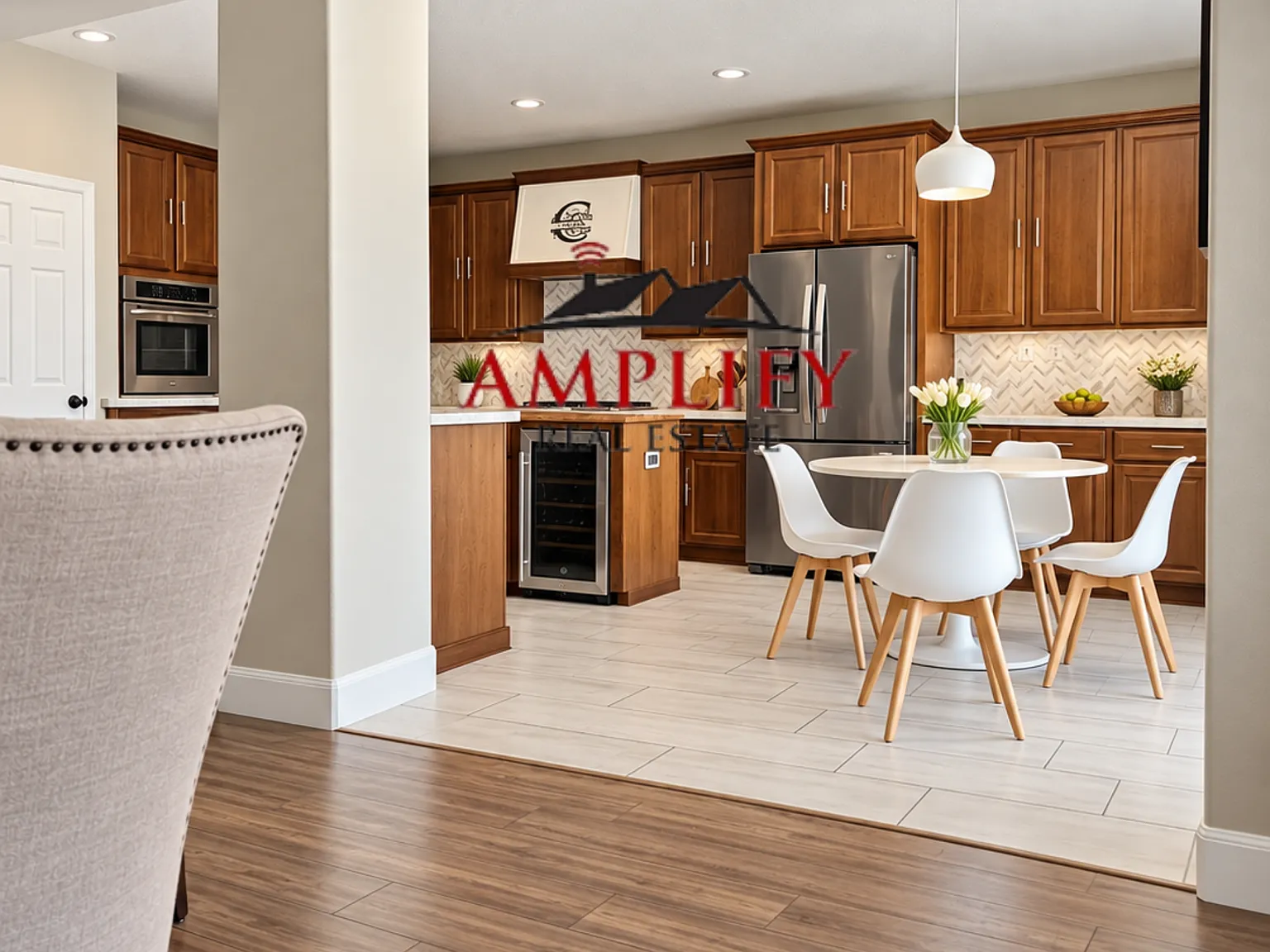 5 bed, 2396 sqft, $3,855 — Photo 4