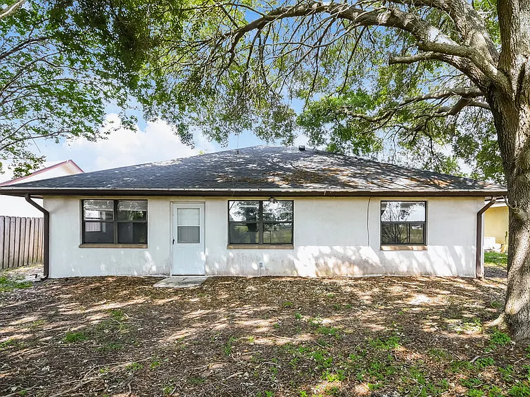 104 Daisy Dr SE — Photo 19