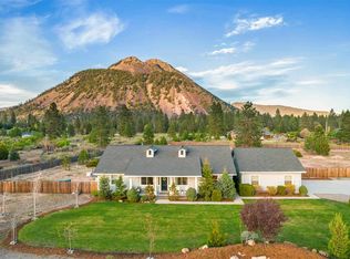 922 Quail Meadow Dr, Mount Shasta, CA 96067