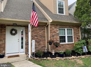 15 Washington Ave, Turnersville, NJ 08012