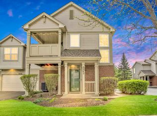 2262 Rockefeller Dr, Geneva, IL 60134