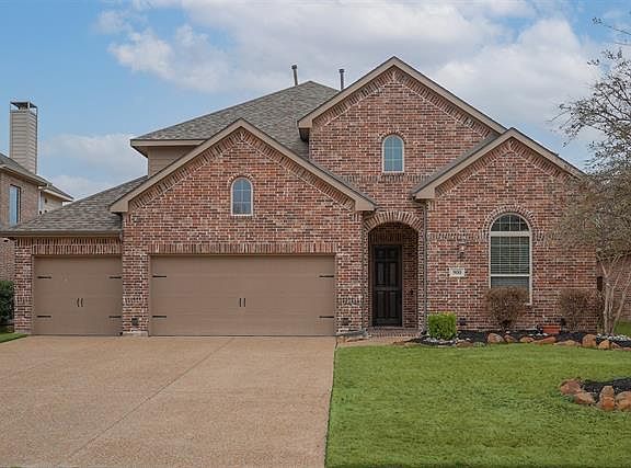 2nd image of 900 Tumbleweed Dr