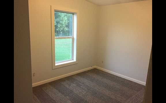 5th image of 15160 29th St