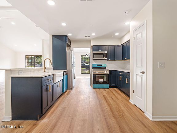 5th image of 12576 DUNRAVEN Trail