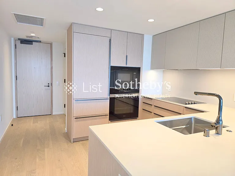 333 Ward Ave #3707 — Photo 2