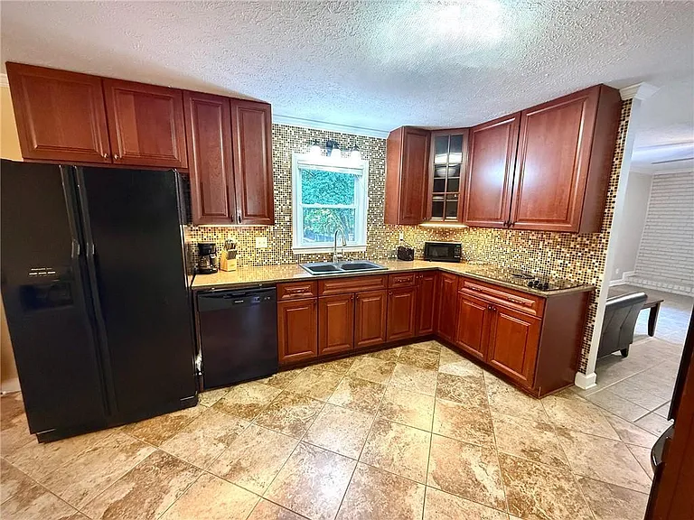 6725 Ridge Moore Dr — Photo 21