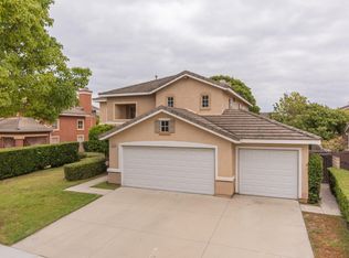 2076 Entrada Dr, Oxnard, CA 93036