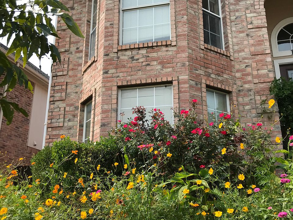 1st image of 1326 Creekview Dr