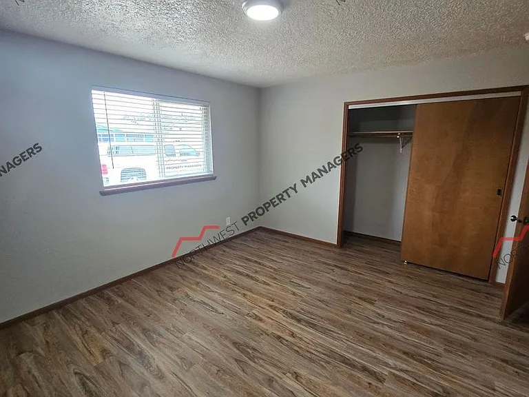 119 & 121 Maple St — Photo 13