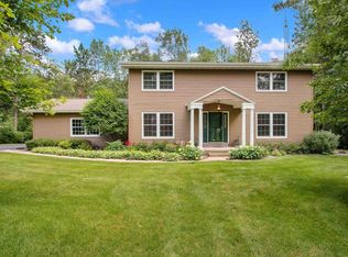 155 Maple Bluff Rd N, Stevens Pt, WI 54482