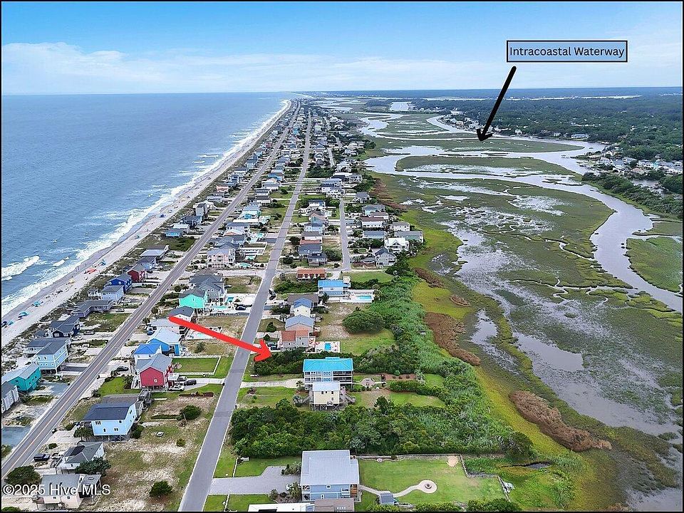 1st image of 716 W Dolphin Drive