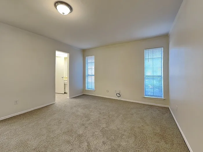3110 Berkshire Dr — Photo 12