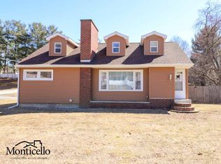 52 Perry Rd, Troy, NY 12182