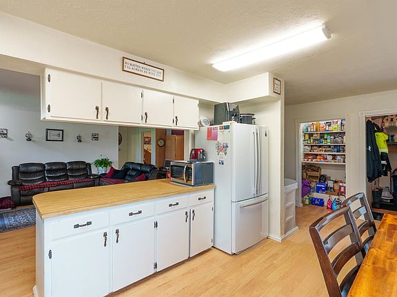 4th image of 1111 Oconnor Rd