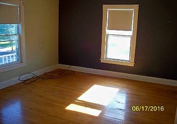 2nd image of 300 Waldo St