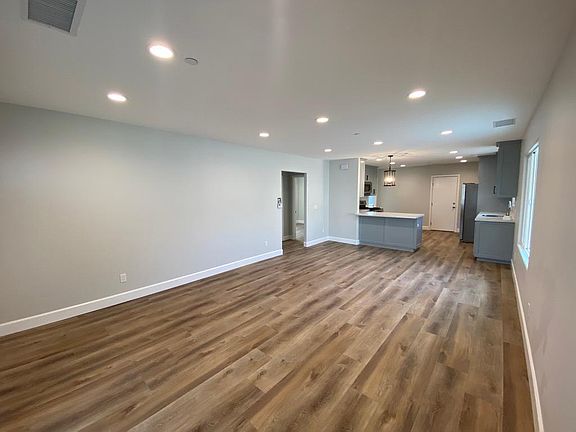 2nd image of 231 S Marguerita Ave