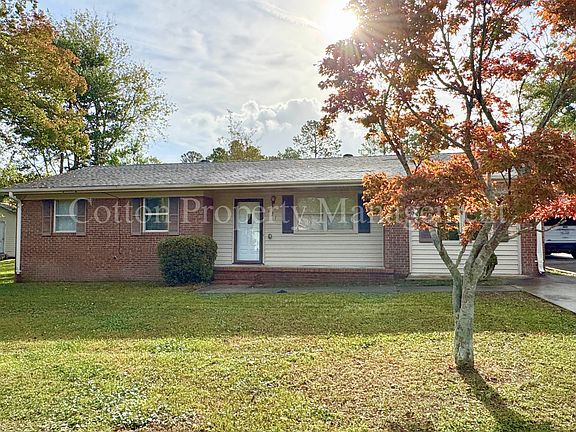 4th image of 221 Antoinette Dr