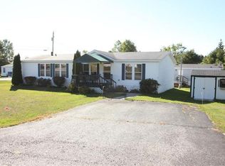 4 Lara Ln, Sabattus, ME 04280