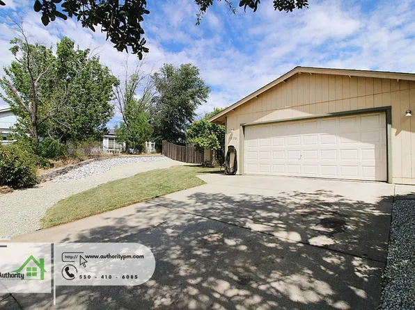 1722 Almaden Dr, Redding, CA 96001